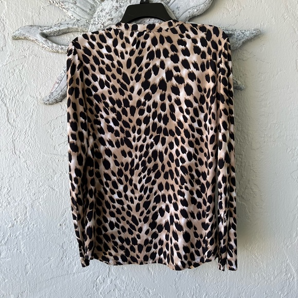 INC International Concepts Ombré Cheetah Zip Pocket Long Sleeve Top Women’s - Picture 9 of 14